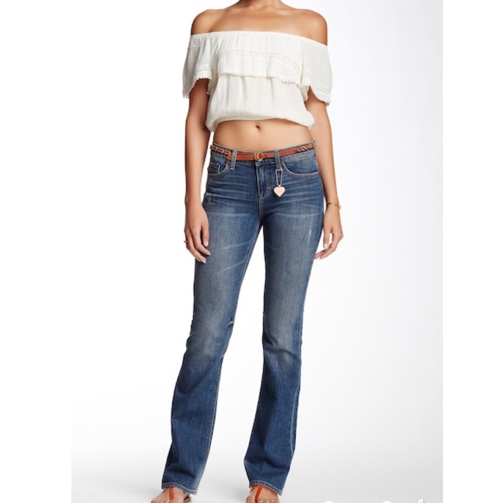 NWT Dittos Slim Boot Mid Rise Bella jeans